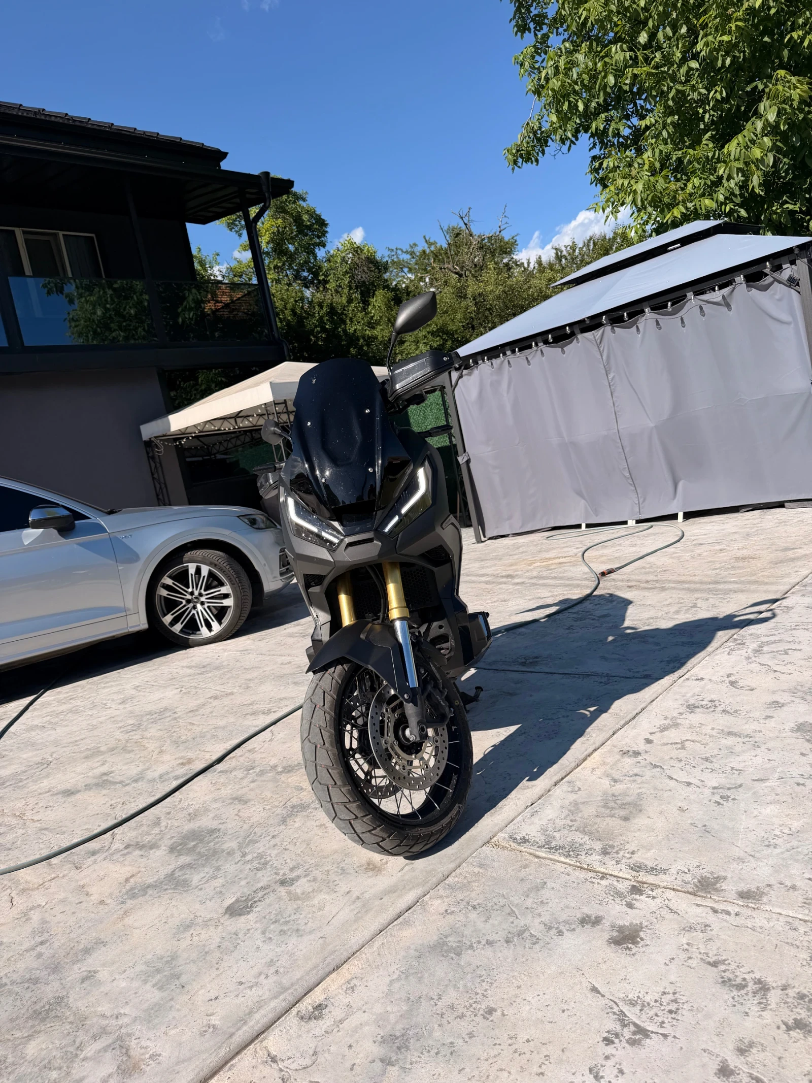 Honda X-ADV 750 FULL CARBON * AKRAPOVIC * 16000km * TOP
