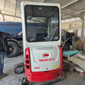 Багер Takeuchi TB216, снимка 2