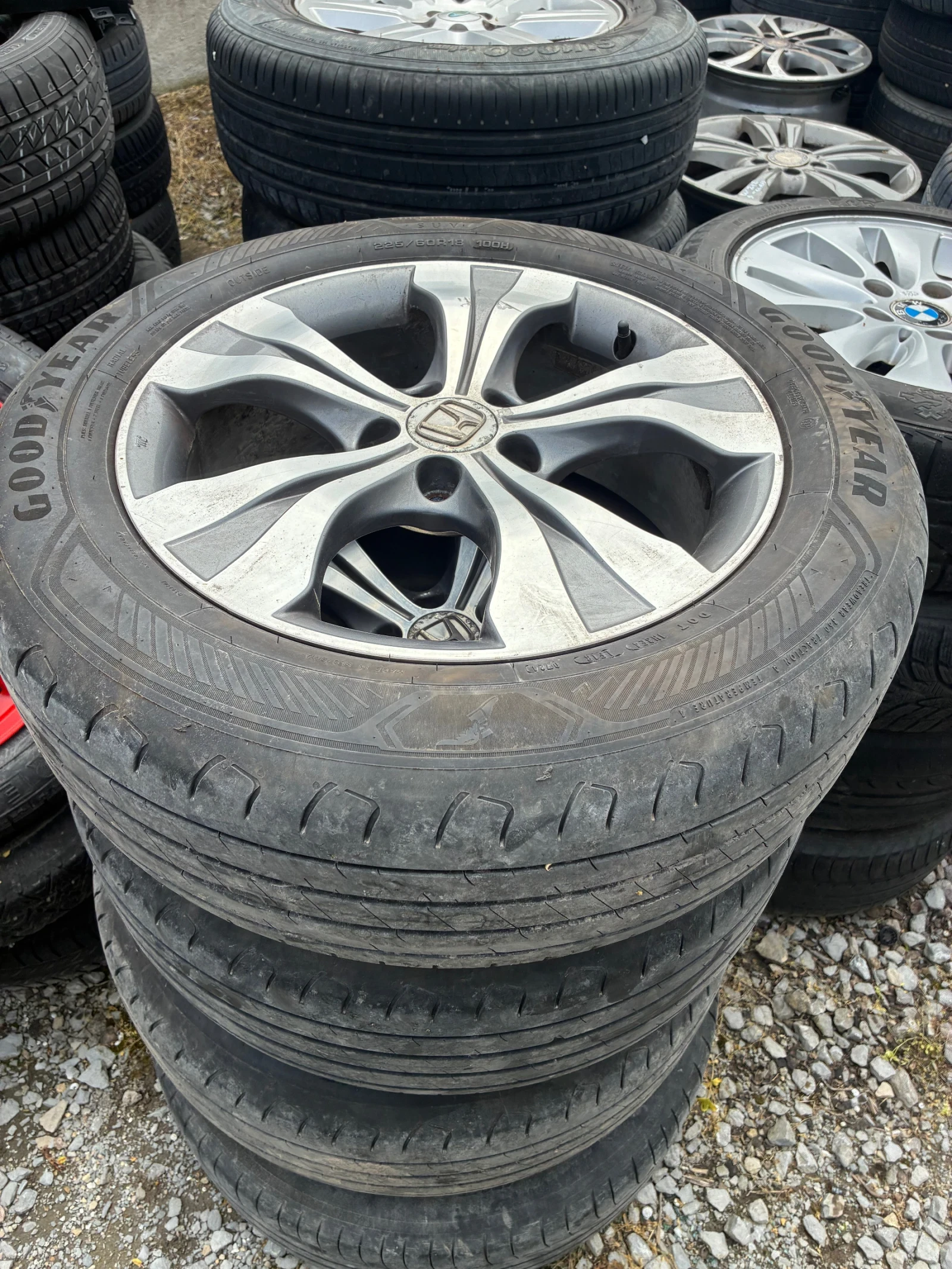 Гуми с джанти Goodyear 225/60R18, снимка 7 - Гуми и джанти - 54412855