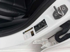 Mercedes-Benz C 300 * CARFAX * PANO * ПОДГРЕВИ * КАМЕРА * ПАМЕТ, снимка 15