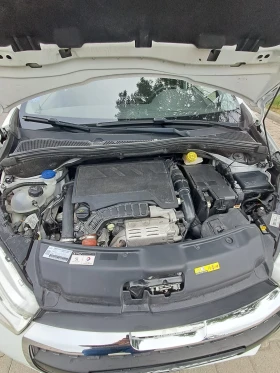 Peugeot 208 1.2 Tech edition, снимка 17