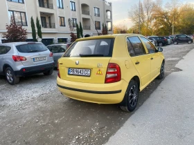 Skoda Fabia 1.4 Бензин РЕАЛНИ КИЛОМЕТРИ/закупена от SKODA - 3444 лв. / 1760.89 € - 70798236 4