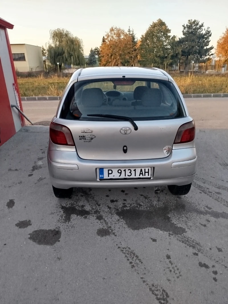 Toyota Yaris 1.3 климатик, снимка 2 - Автомобили и джипове - 47760486