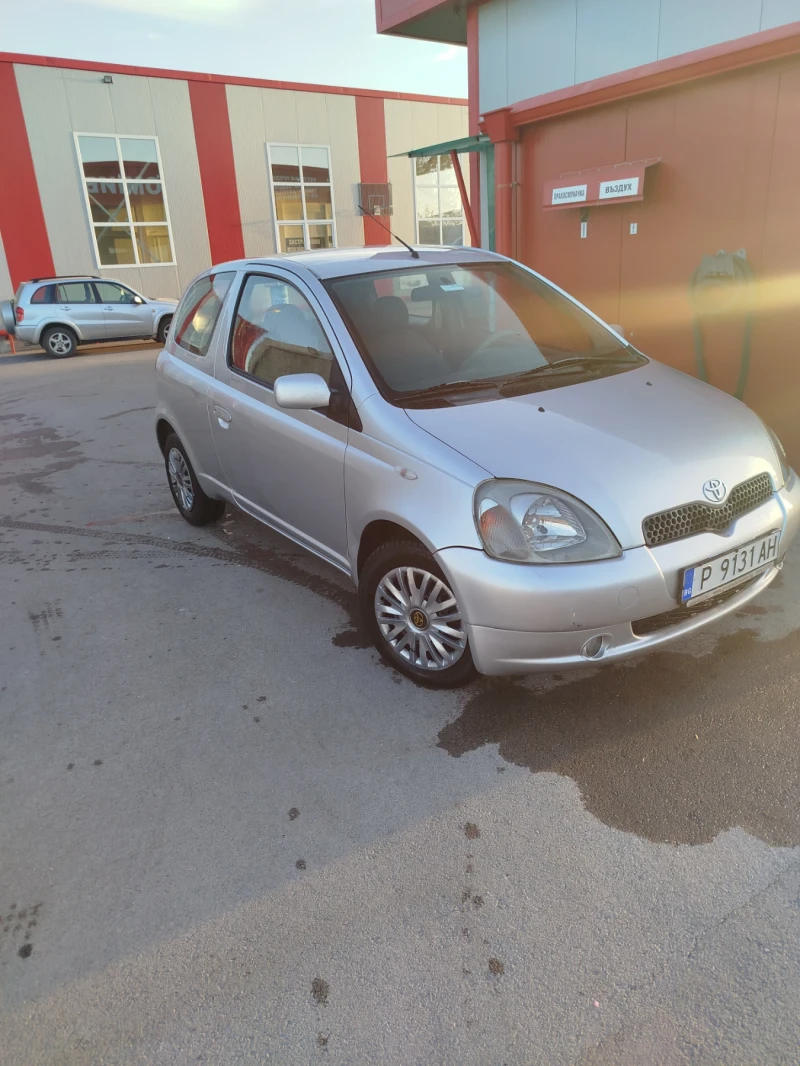 Toyota Yaris 1.3 климатик, снимка 1 - Автомобили и джипове - 47760486