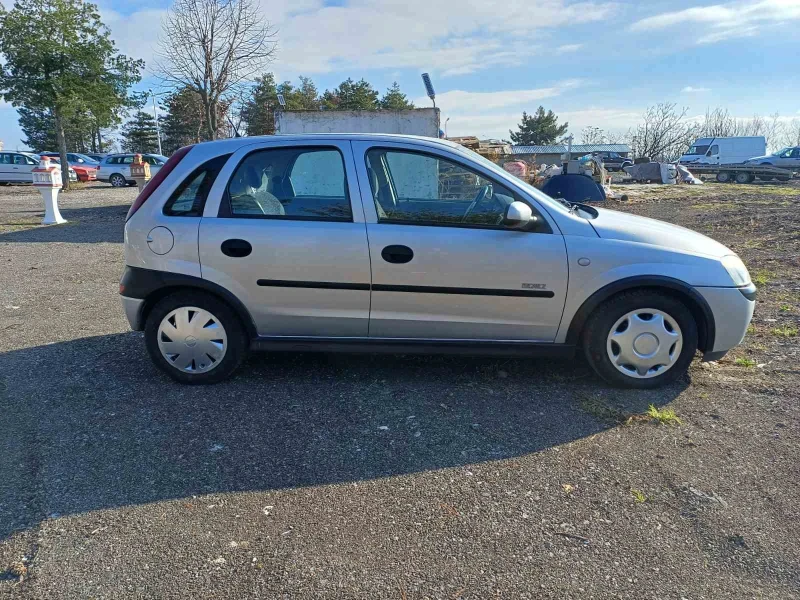 Opel Corsa 1.4 Автоматик, снимка 15 - Автомобили и джипове - 48382177