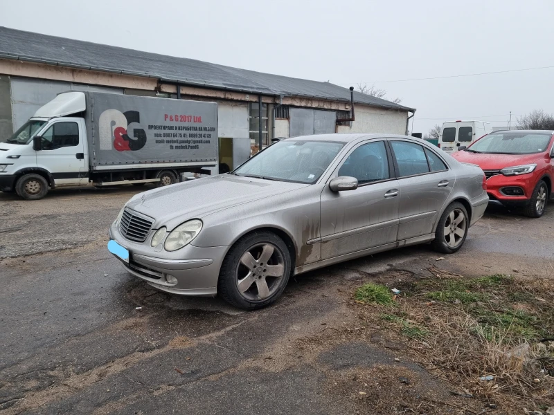 Mercedes-Benz E 200 1.8, снимка 5 - Автомобили и джипове - 48479142