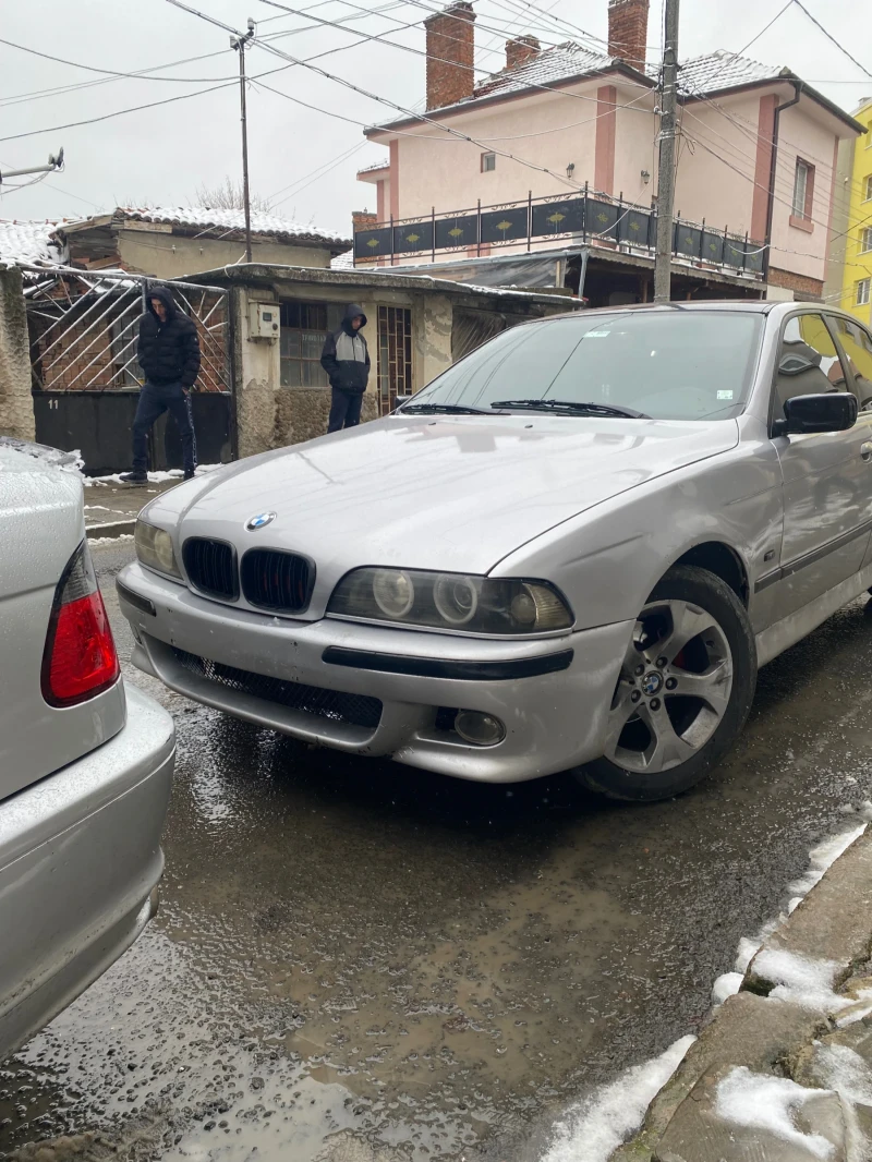 BMW 528, снимка 1 - Автомобили и джипове - 48500702