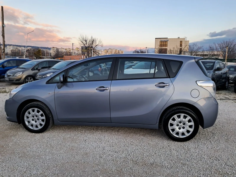 Toyota Verso 1.6Бензин, 170000км, 6+ 1, снимка 4 - Автомобили и джипове - 49001344