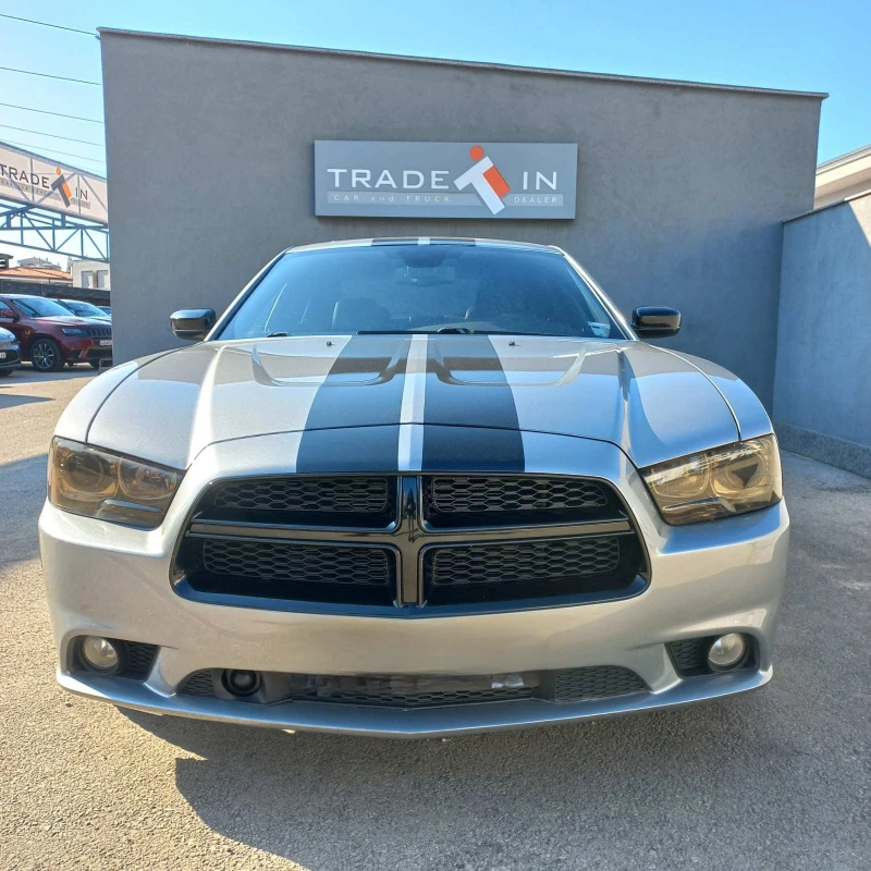 Dodge Charger R/T 5.7L V8, снимка 2 - Автомобили и джипове - 49061823