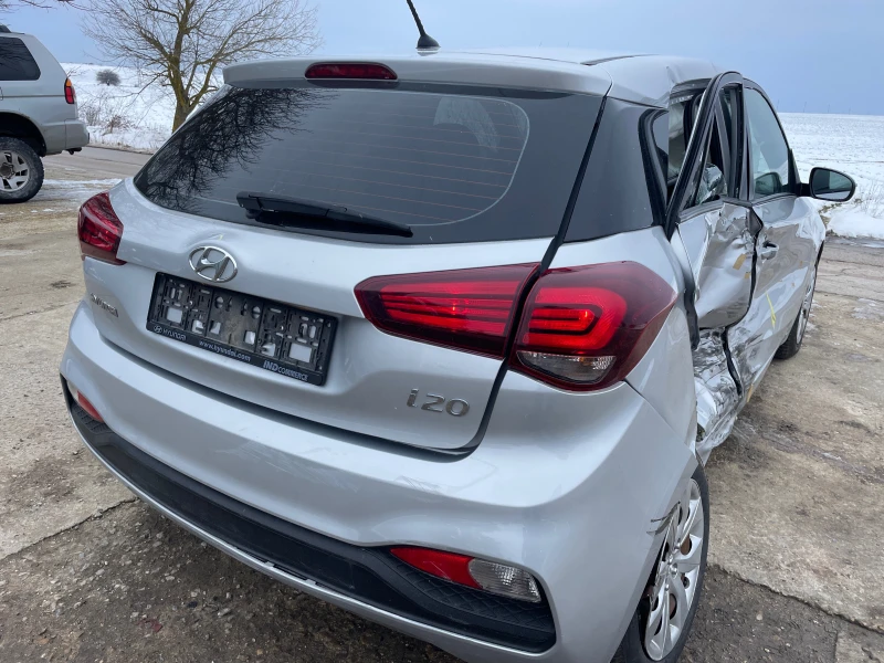 Hyundai I20 1.2i, снимка 5 - Автомобили и джипове - 49139497