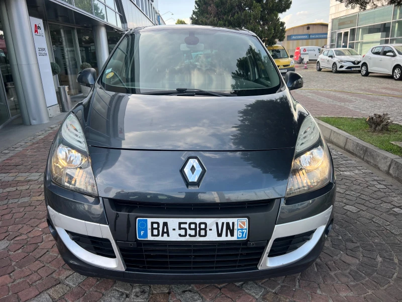 Renault Scenic 1.9 DCI NAVI , снимка 9 - Автомобили и джипове - 52675818