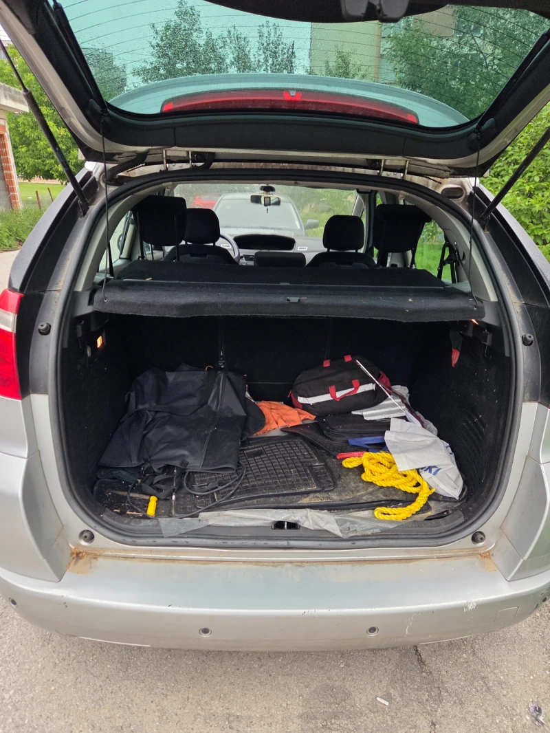 Citroen C4 Picasso, снимка 2 - Автомобили и джипове - 50423555