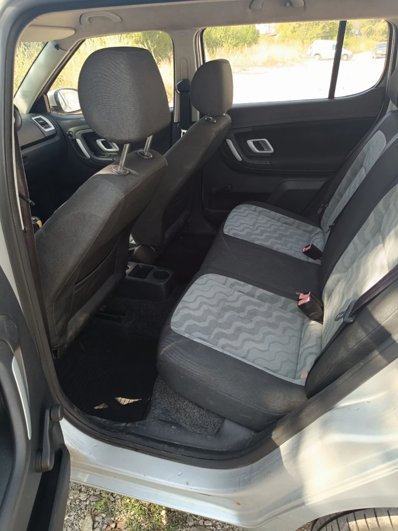 Skoda Fabia, снимка 6 - Автомобили и джипове - 52428417