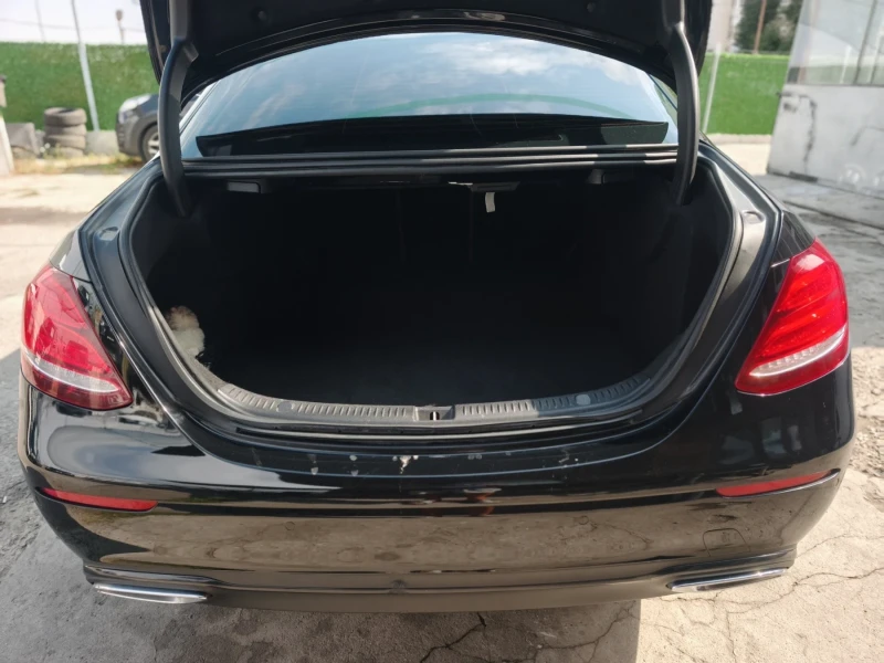 Mercedes-Benz E 220 CDI-194к.с 165х.км-Доказуеми! Бартер!, снимка 5 - Автомобили и джипове - 51710548