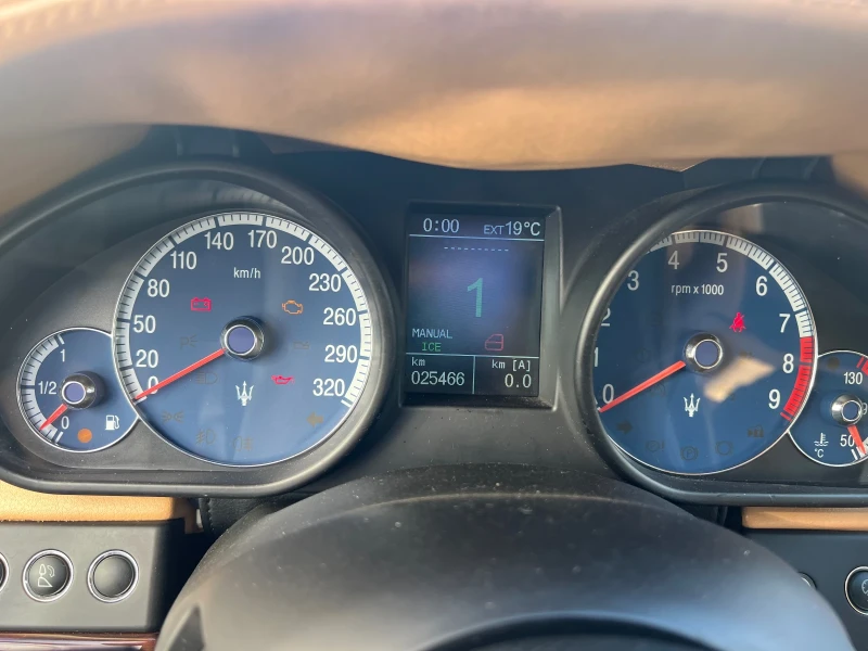 Maserati Quattroporte 4.2 V8, снимка 8 - Автомобили и джипове - 52212197