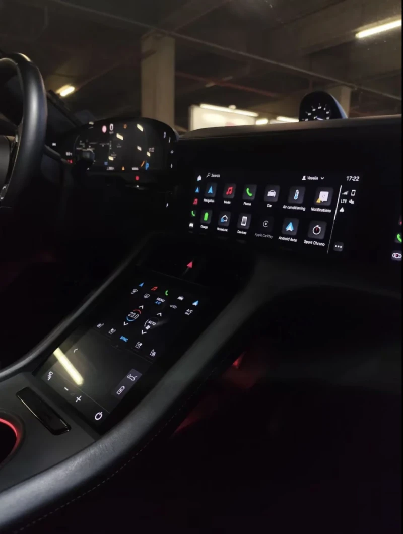 Porsche Taycan GTS, снимка 10 - Автомобили и джипове - 52292181