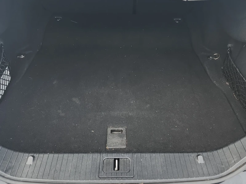 Mercedes-Benz CLS 550| 4MATIC| CARFAX| PANORAMA| 2 KEYS| ОБДУХВАНЕ, снимка 7 - Автомобили и джипове - 53426408