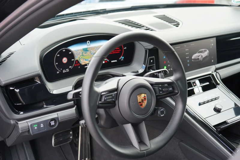 Porsche Panamera 4* 3.0 V6* BOSE* HEAD UP* 360CAM* 21* , снимка 9 - Автомобили и джипове - 53495305