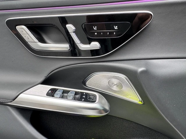 Mercedes-Benz E 450 d 4Matic = AMG Line = Premium Plus Гаранция, снимка 6 - Автомобили и джипове - 53035056