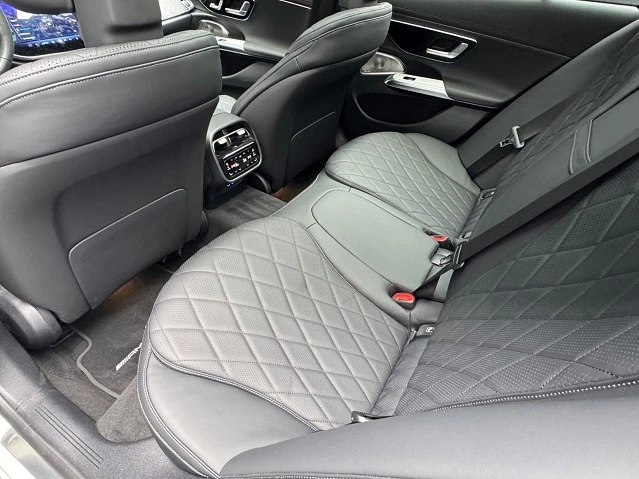 Mercedes-Benz E 450 d 4Matic = AMG Line = Premium Plus Гаранция, снимка 9 - Автомобили и джипове - 53035056