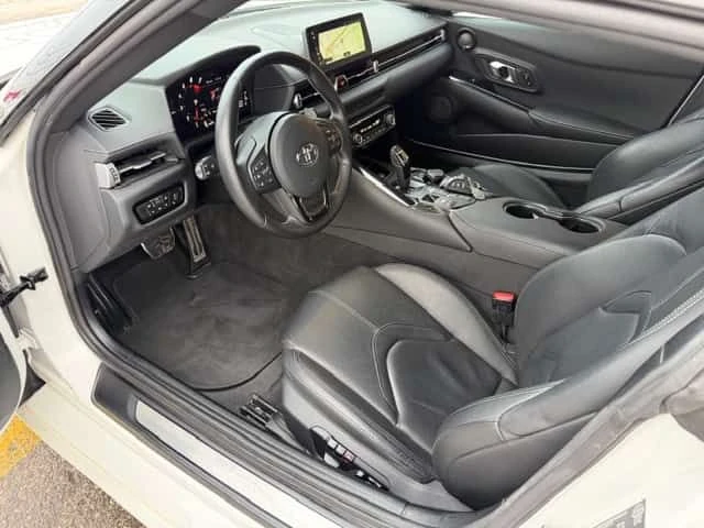 Toyota Supra 3.0  CARFAX, снимка 17 - Автомобили и джипове - 53813908