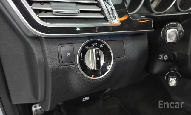 Mercedes-Benz E 250 CDI 4MATIC | ШИБЕДАХ | ЗАДНА КАМЕРА | KEYLESS, снимка 13 - Автомобили и джипове - 53969673
