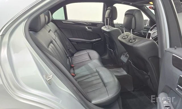 Mercedes-Benz E 250 CDI 4MATIC | ШИБЕДАХ | ЗАДНА КАМЕРА | KEYLESS, снимка 9 - Автомобили и джипове - 53969673