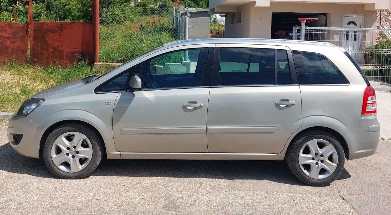 Opel Zafira 1.7 CDTI Ecoflex 7 места - изображение 2