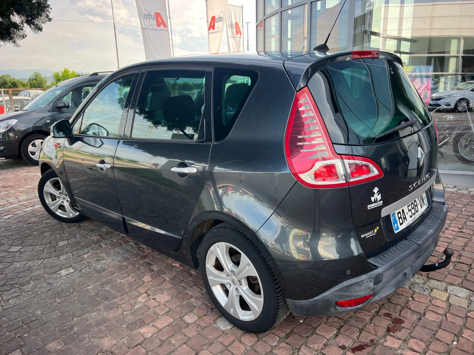 Renault Scenic 1.9 DCI NAVI  - изображение 2
