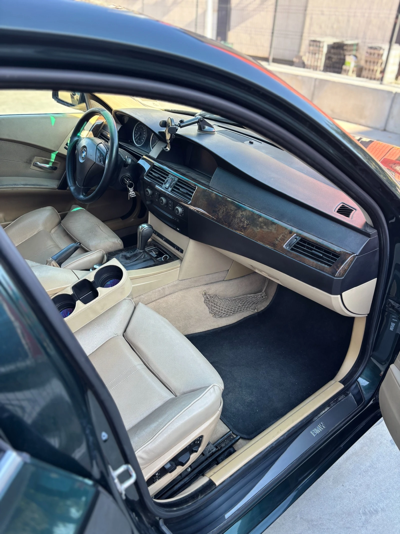 BMW 530 530d E60 218к.с. - изображение 6