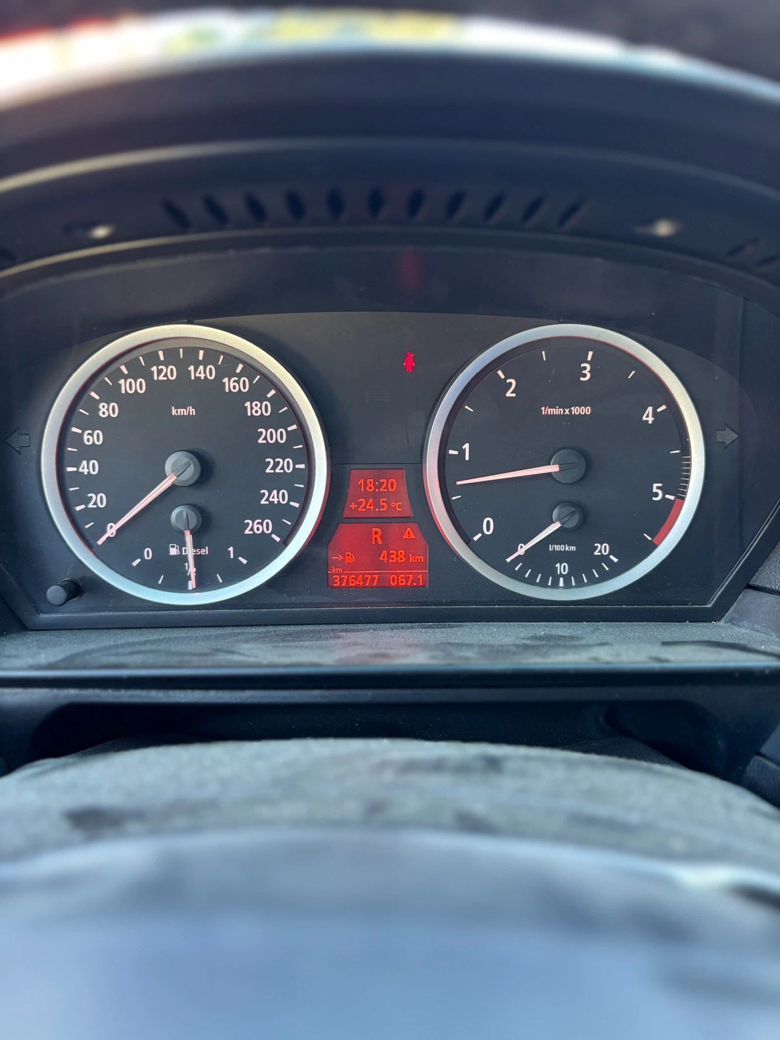 BMW 530 530d E60 218к.с. - изображение 10