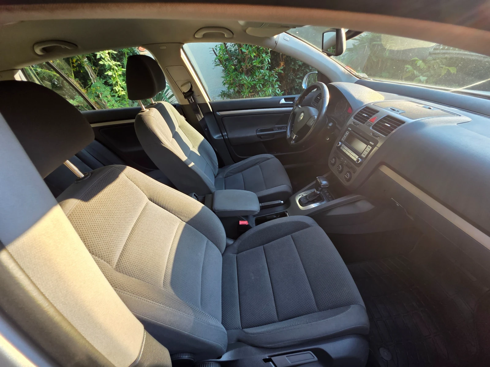 VW Golf 2.0TDI DSG - изображение 10