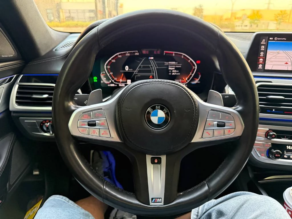 BMW 750 xDrive * CARFAX* ОПЦИЯ ЗА ФИНАНСИРАНЕ*  - изображение 10