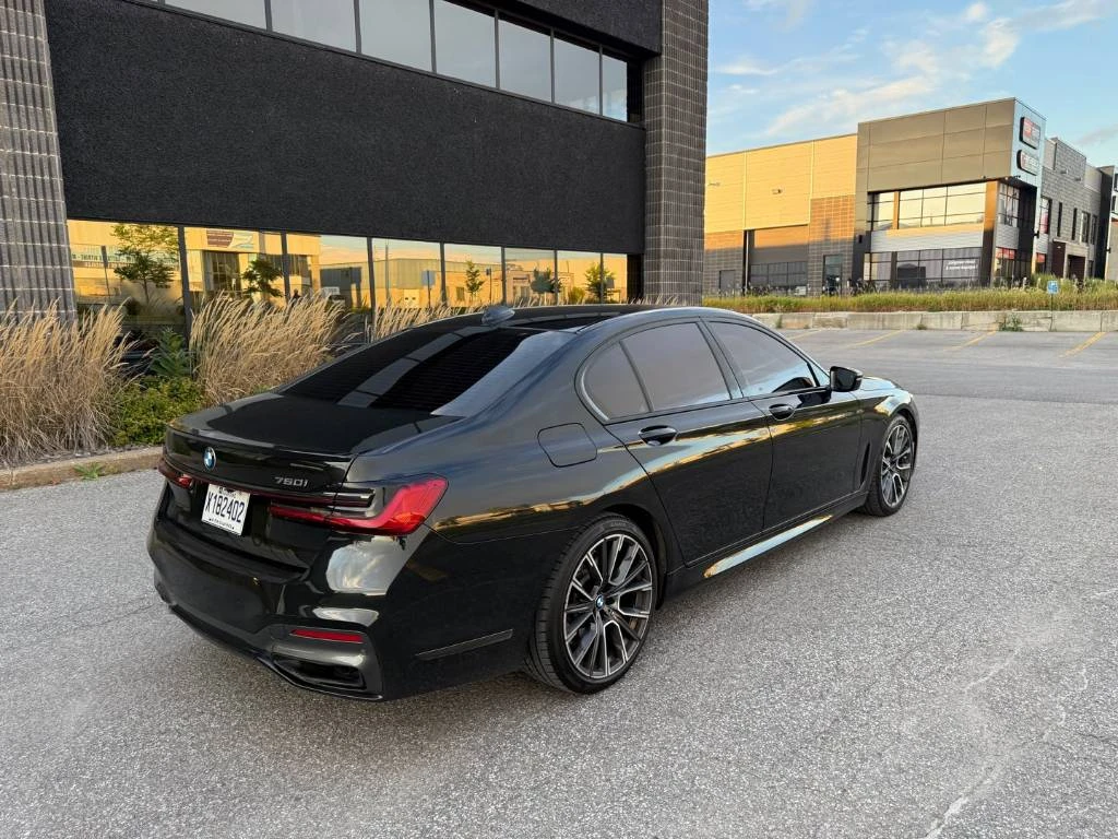 BMW 750 xDrive * CARFAX* ОПЦИЯ ЗА ФИНАНСИРАНЕ*  - изображение 6