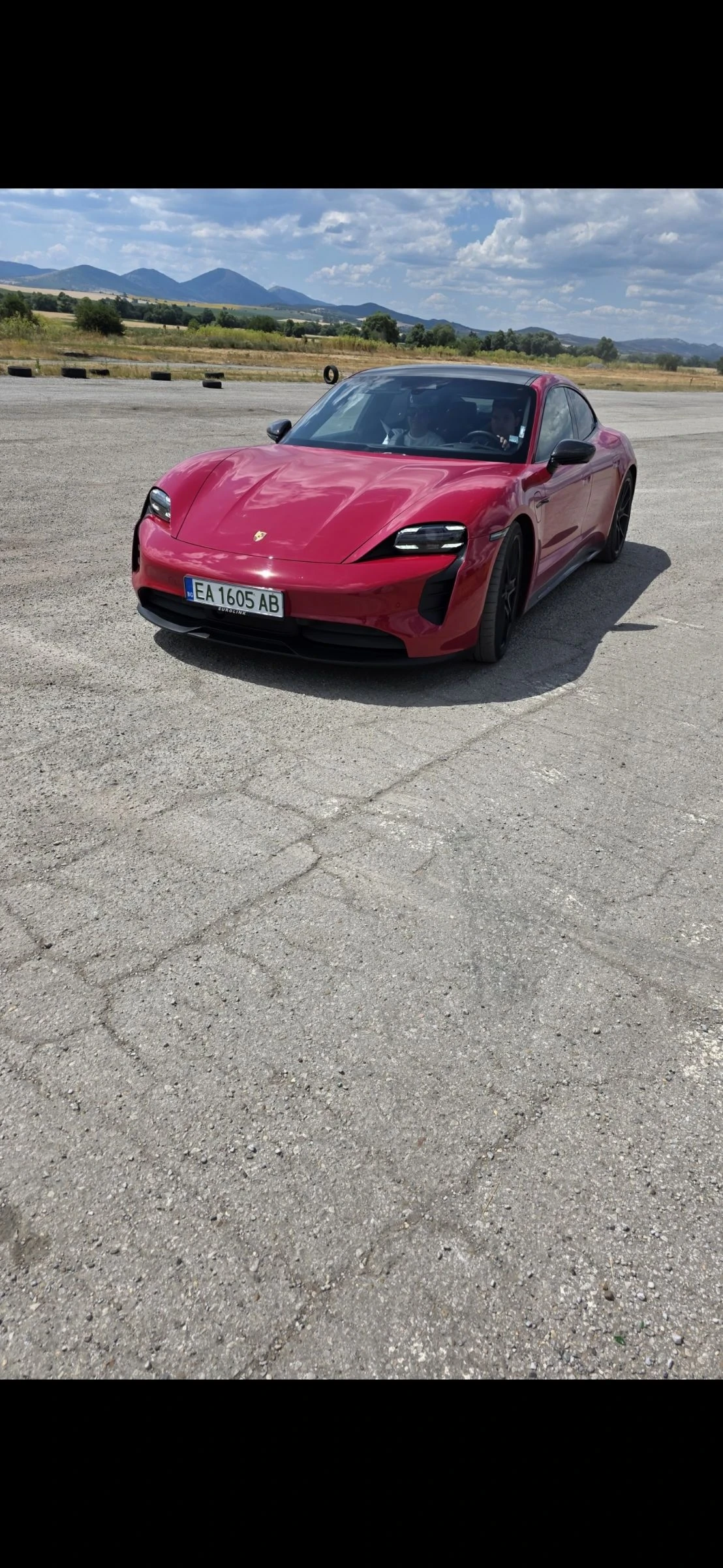 Porsche Taycan GTS | Mobile.bg   1