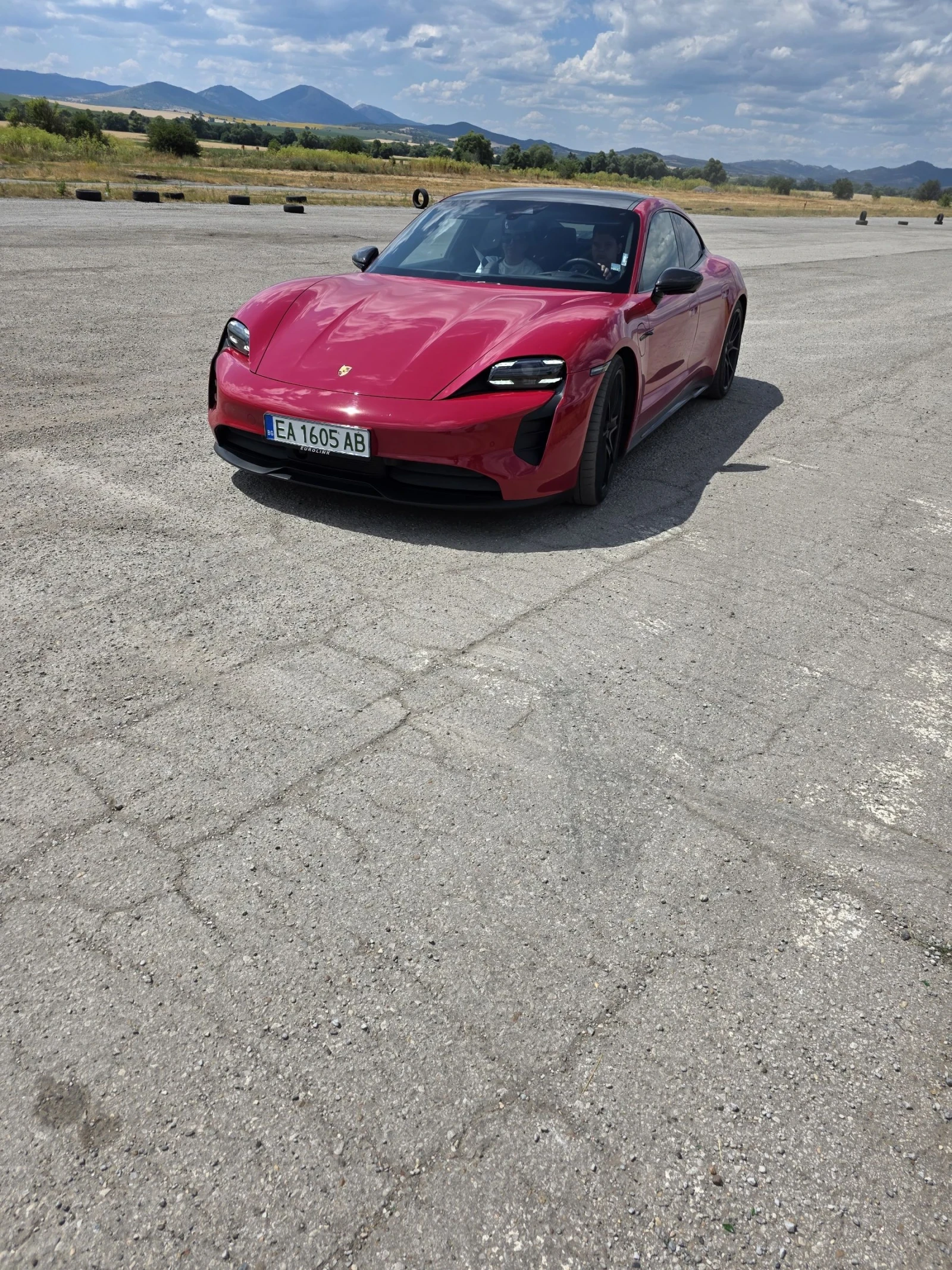 Porsche Taycan GTS | Mobile.bg � ����������� 1