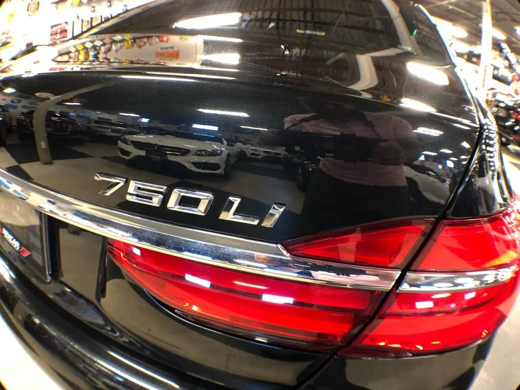 BMW 750 xDrive* АвтоКредит* (ЦЕНА ДО БГ) - изображение 9