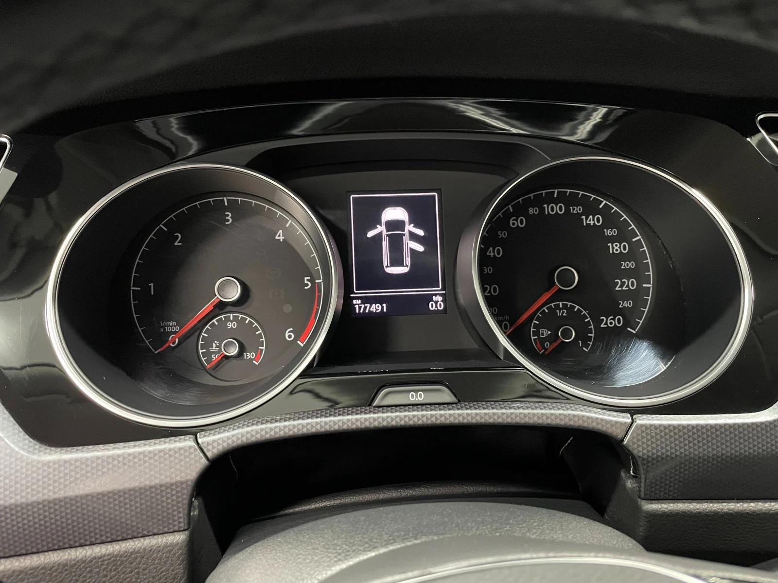 VW Touran  - изображение 9