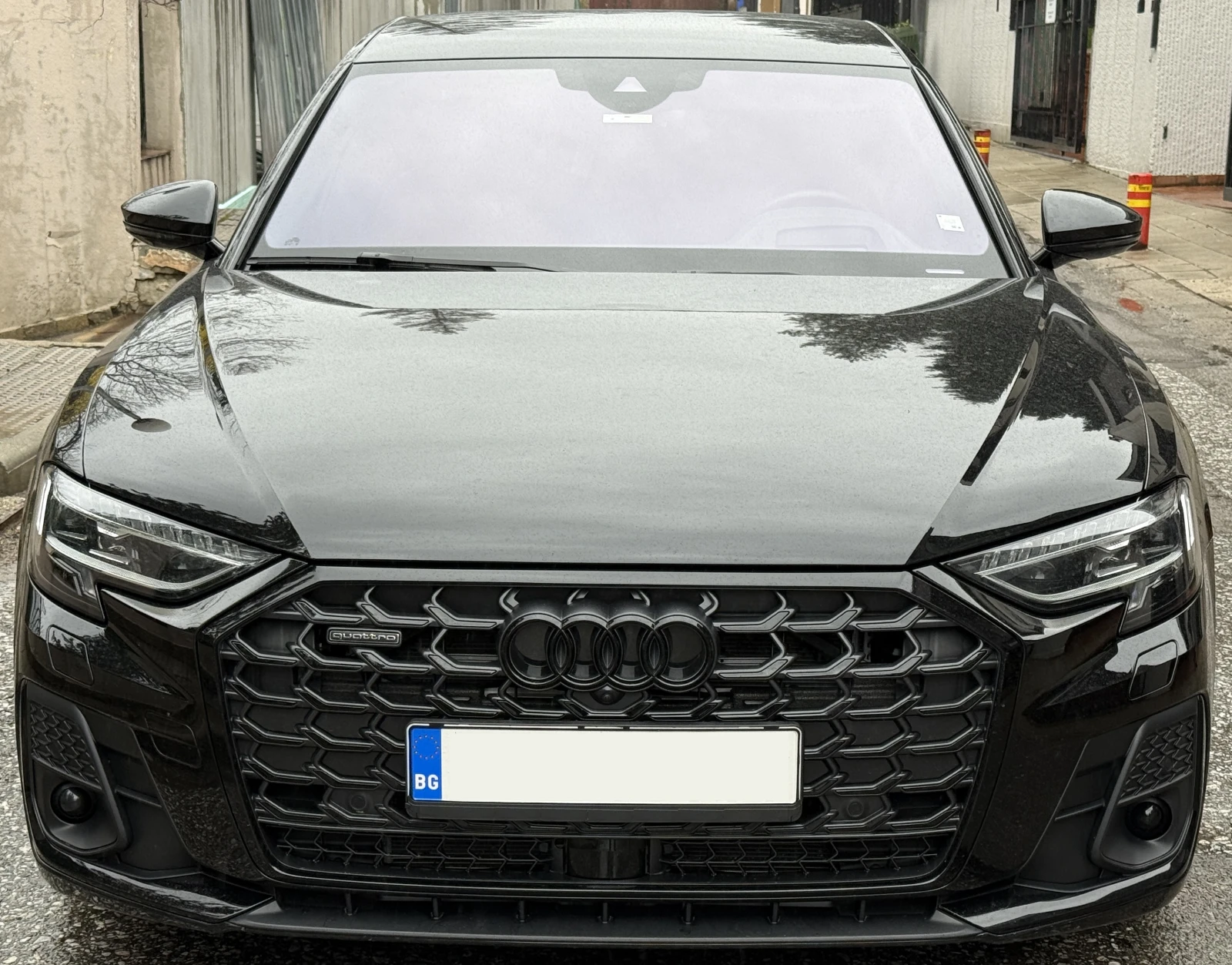 Audi A8 Гаранционен Реален пробег , снимка 8 - Автомобили и джипове - 54057280