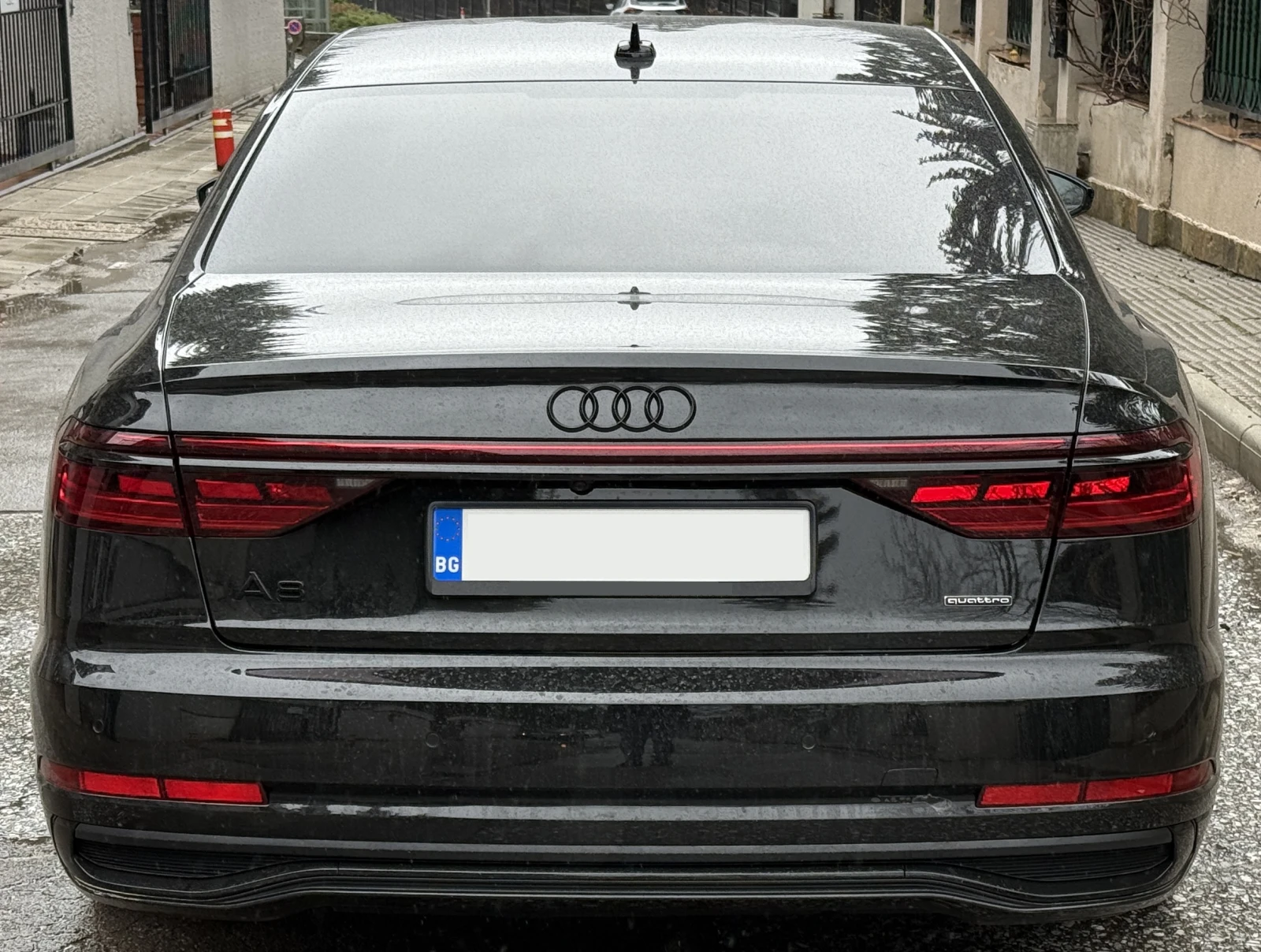 Audi A8 Гаранционен Реален пробег , снимка 4 - Автомобили и джипове - 54057280