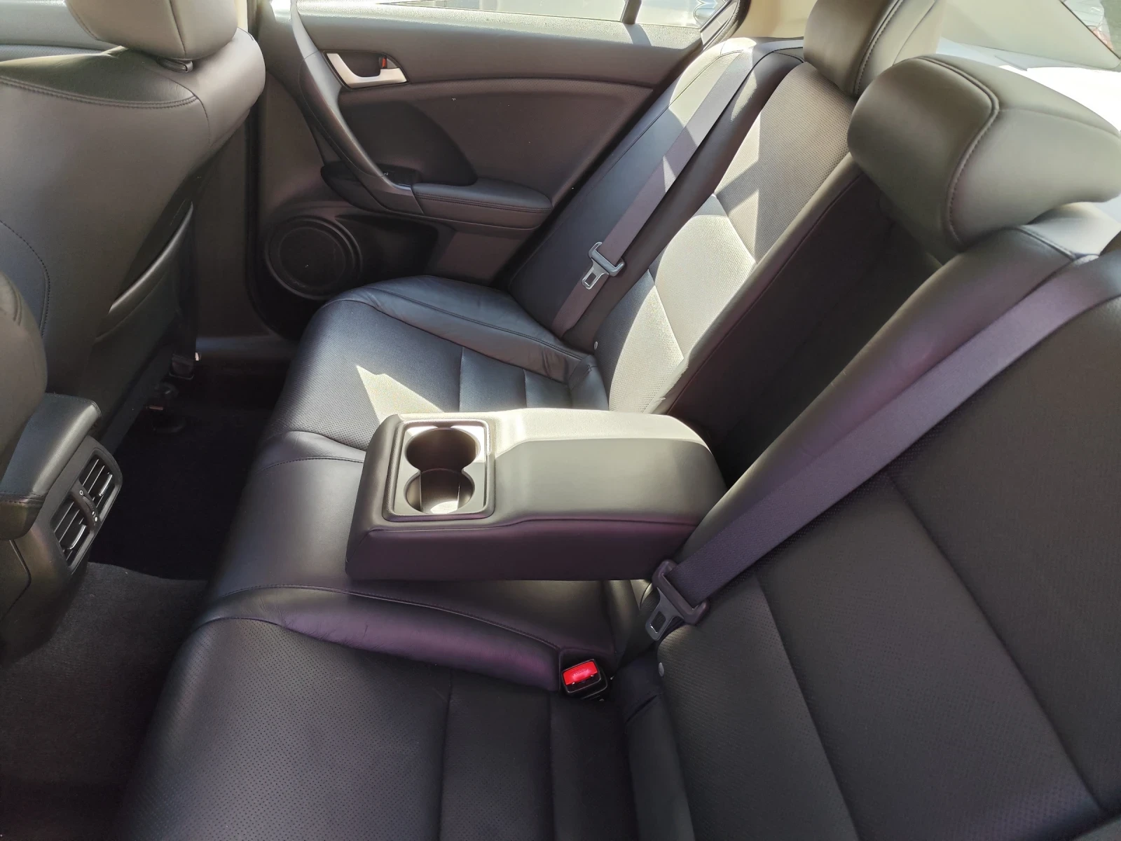 Honda Accord, снимка 11 - Автомобили и джипове - 54095795