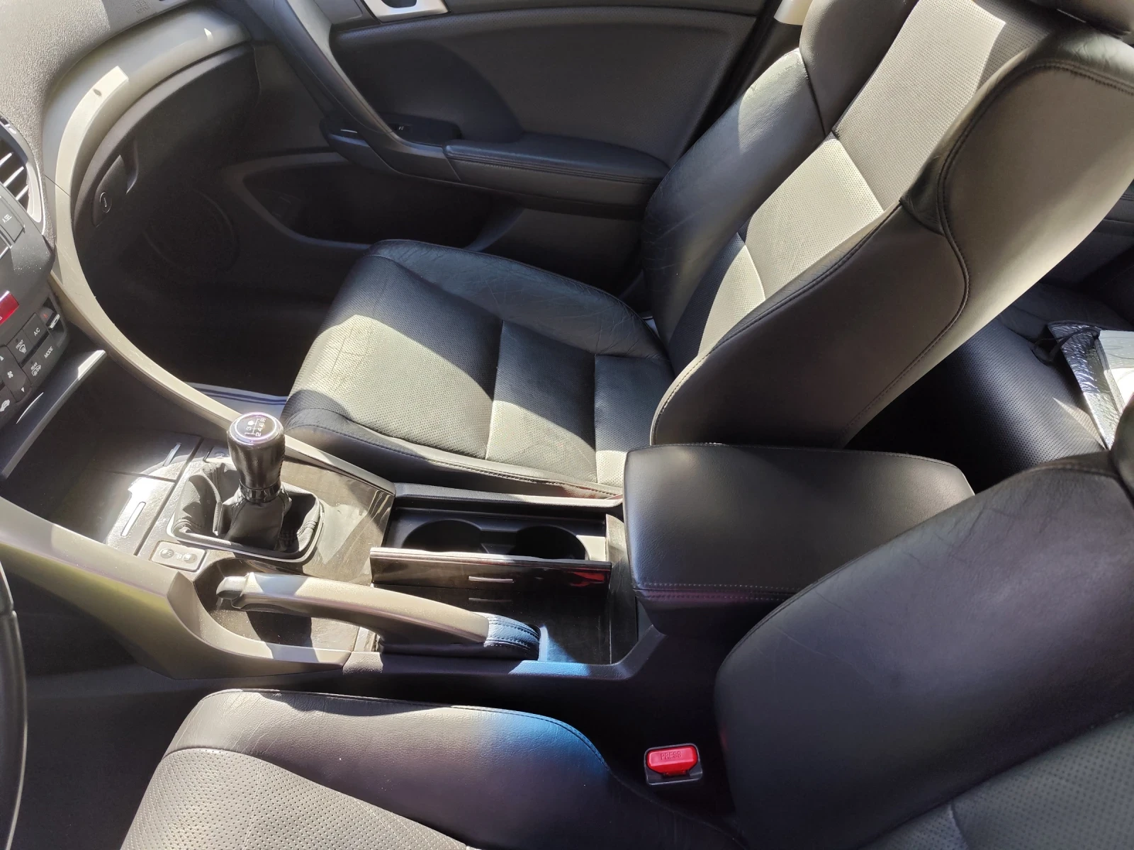 Honda Accord, снимка 6 - Автомобили и джипове - 54095795