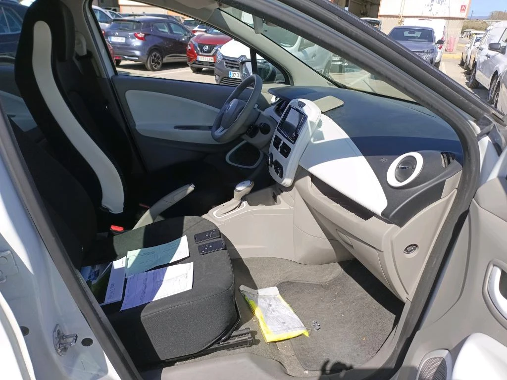 Renault Zoe R90, снимка 7 - Автомобили и джипове - 54125835