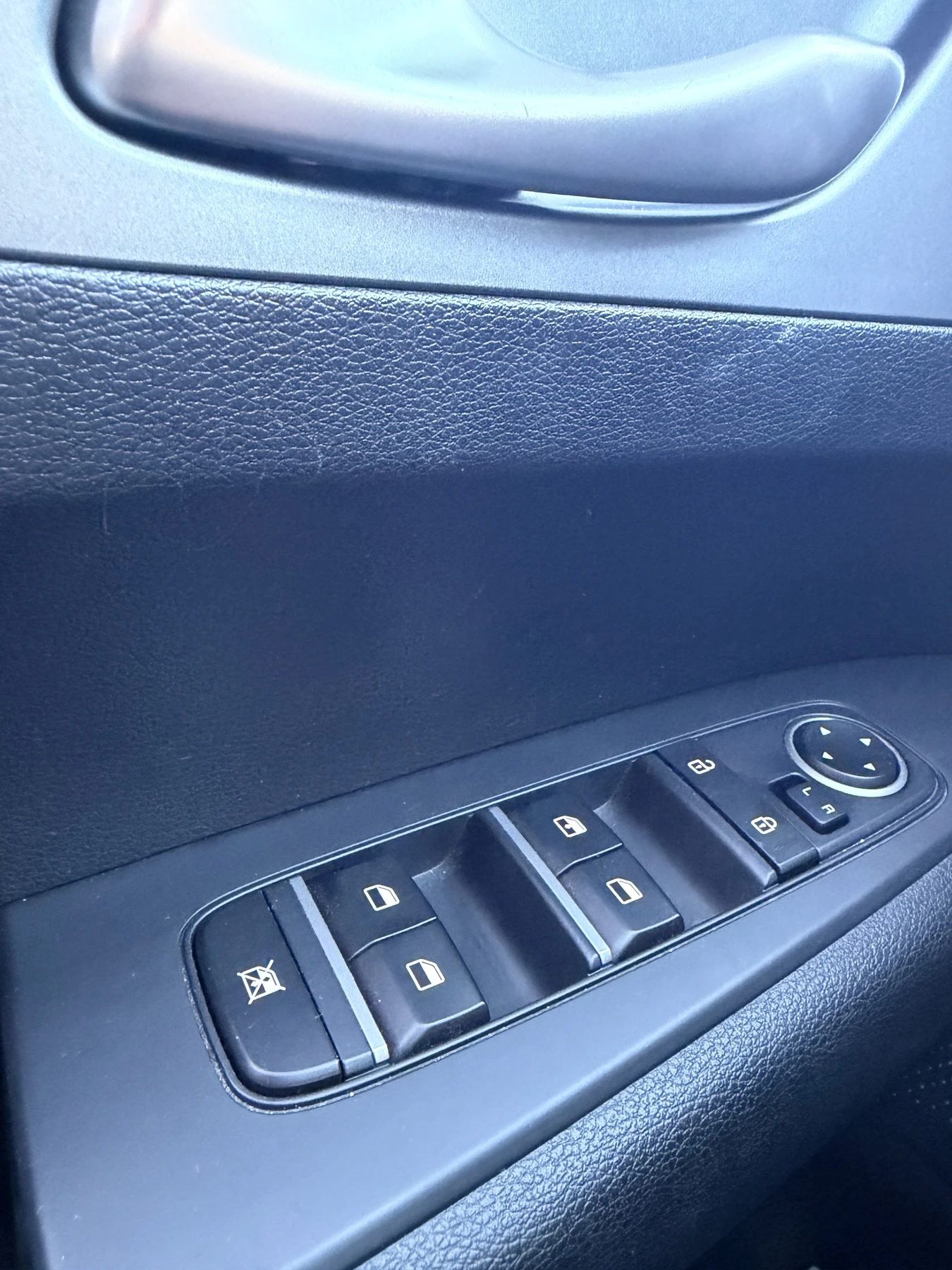 Kia Forte, снимка 12 - Автомобили и джипове - 54207799