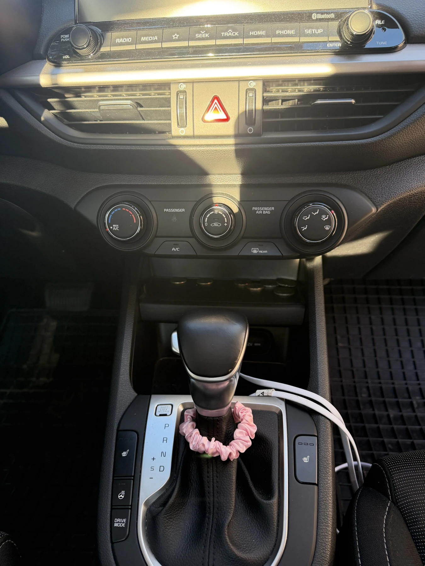 Kia Forte, снимка 11 - Автомобили и джипове - 54207799