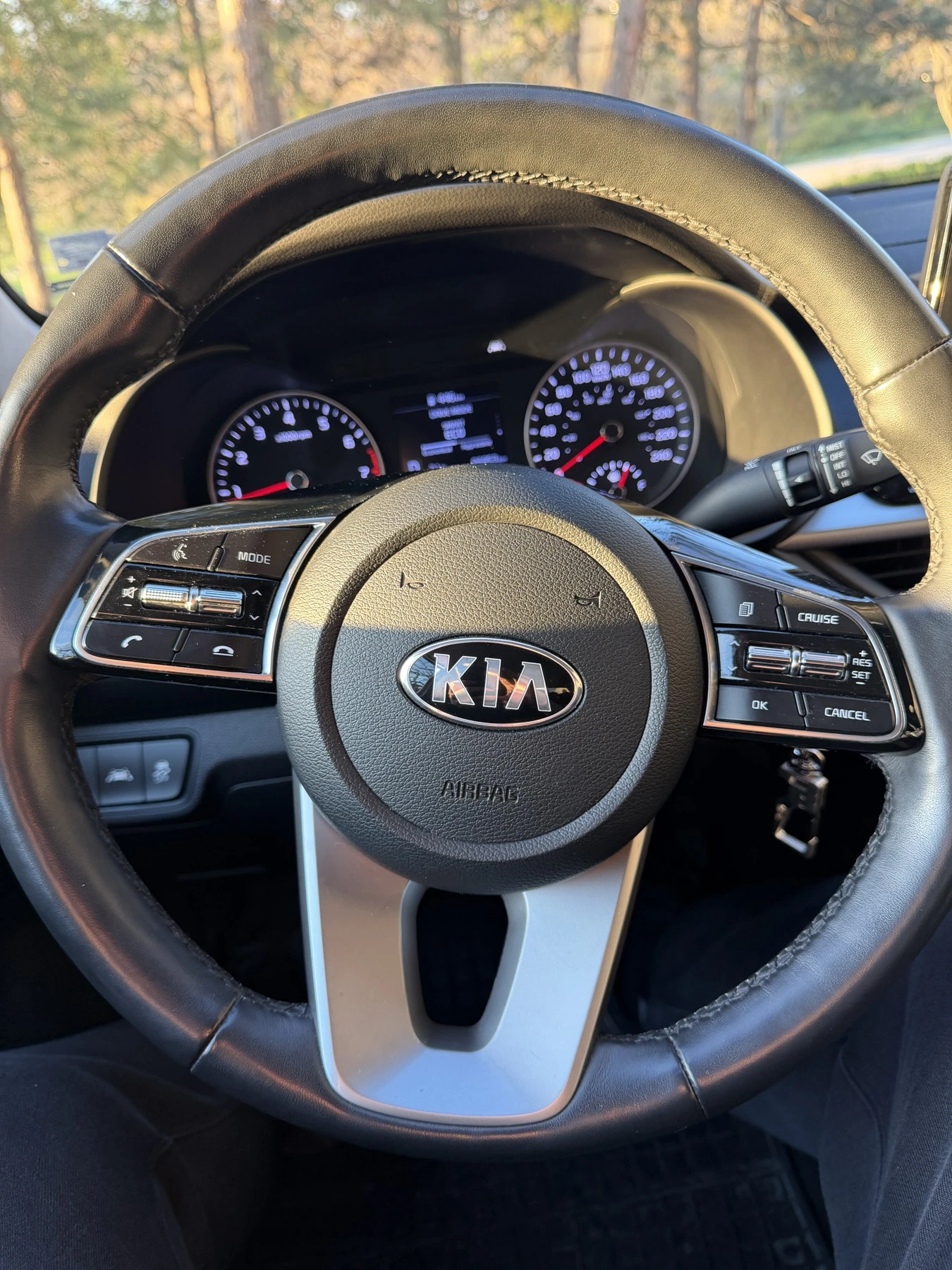 Kia Forte, снимка 7 - Автомобили и джипове - 54207799