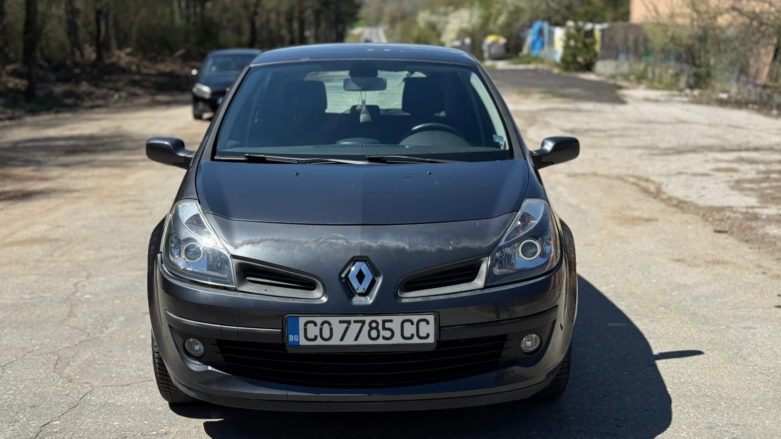 Renault Clio 1.4 98HP