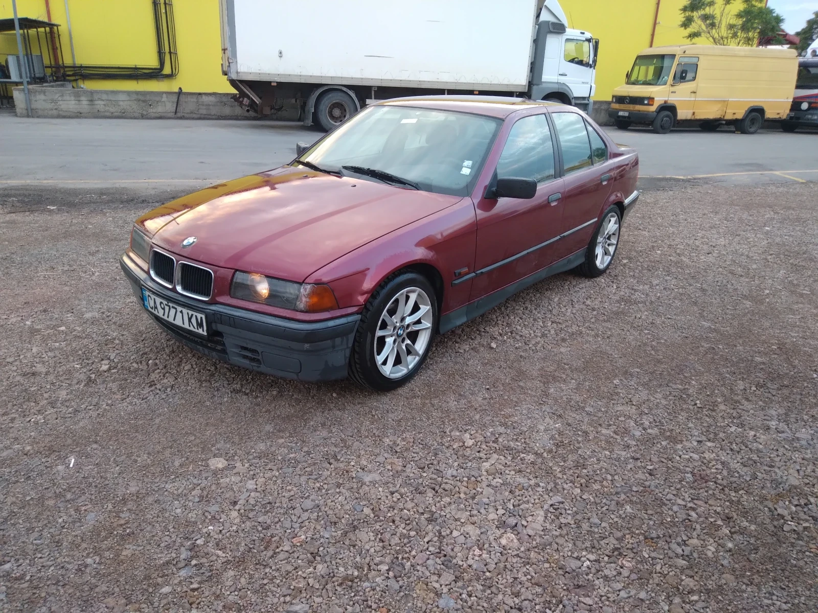 BMW 316 Лек, снимка 2 - Автомобили и джипове - 54277162