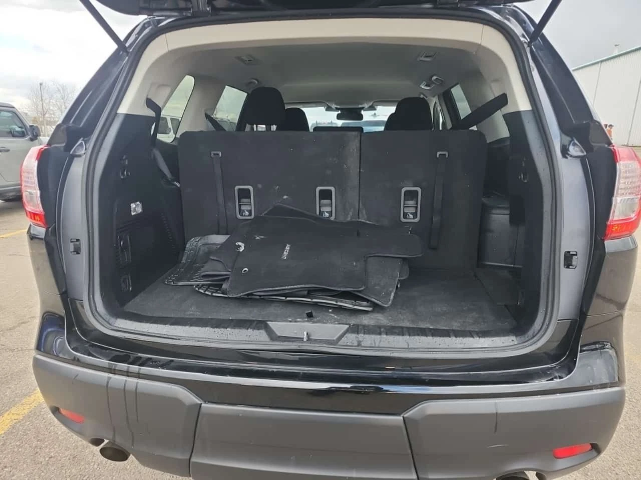 Subaru Ascent  8 passenger Convenience /CARFAX/3 Ключа , снимка 13 - Автомобили и джипове - 54425032