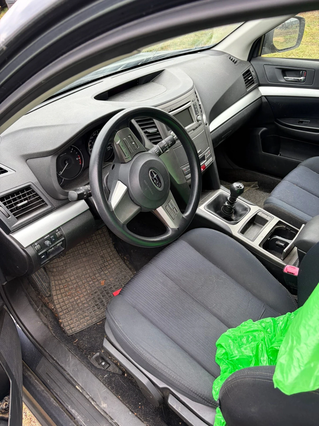 Subaru Legacy 2.0, снимка 4 - Автомобили и джипове - 54655755